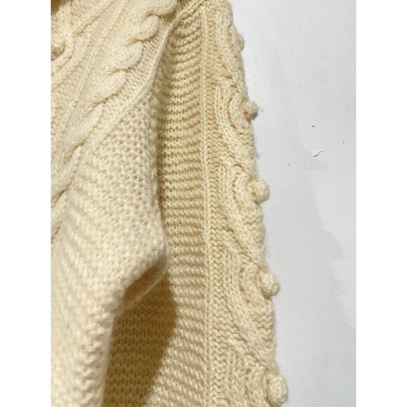 LL Bean Cropped Cardigan Sweater Womens Sz 38 Cream Long Sleeves Button UP - Picture 6 of 16